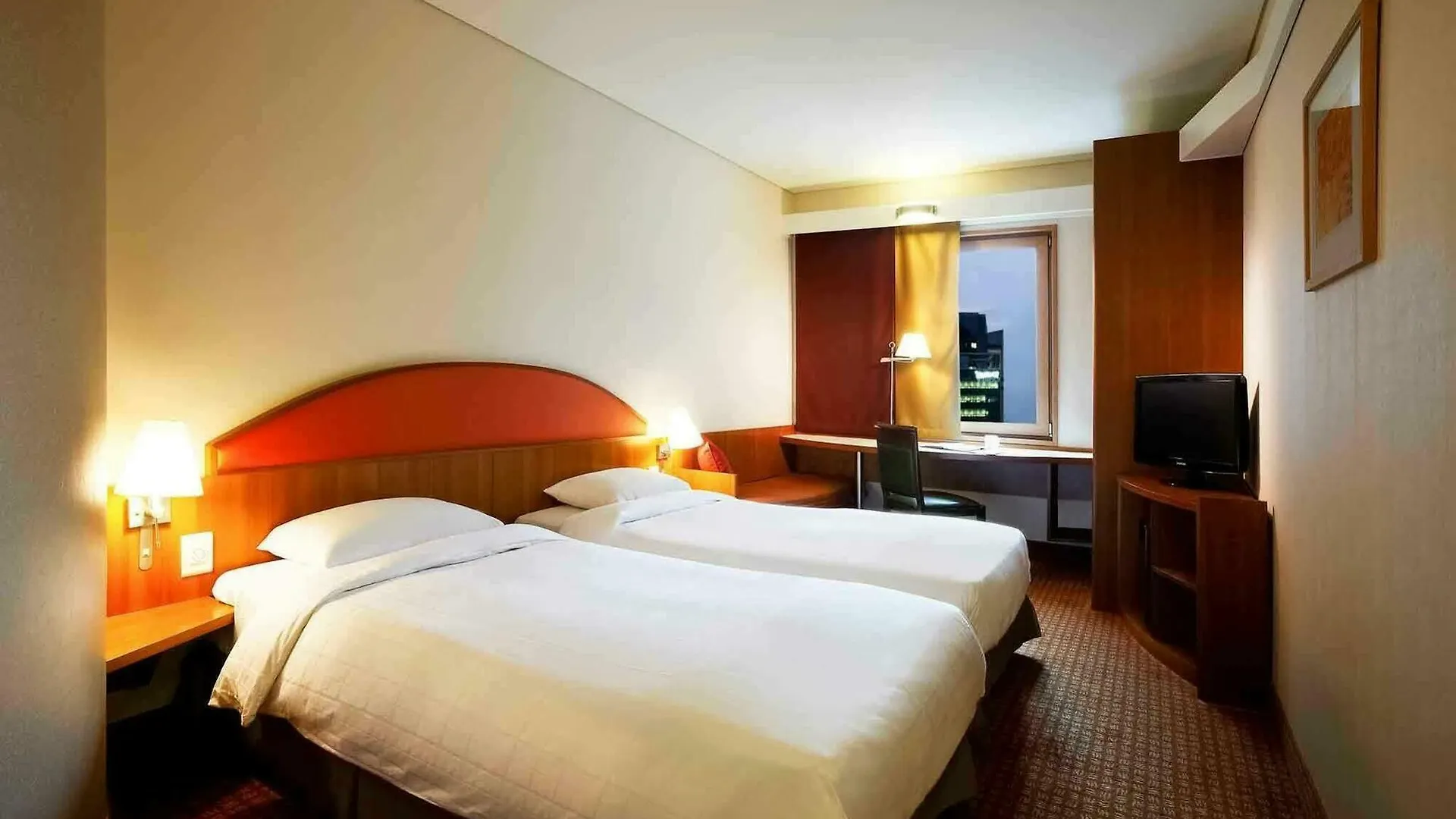 Hotel Ibis Styles Ambassador Seoul Gangnam 3*,  Corea del Sur