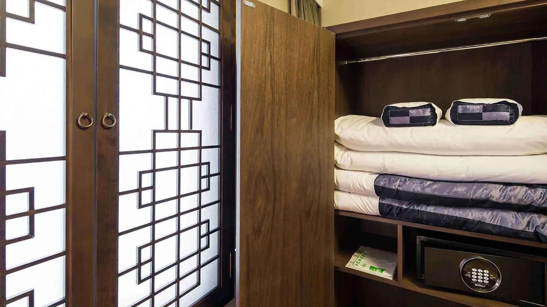 Ibis Styles Ambassador Seoul Gangnam Hotell 3*,  Sydkorea