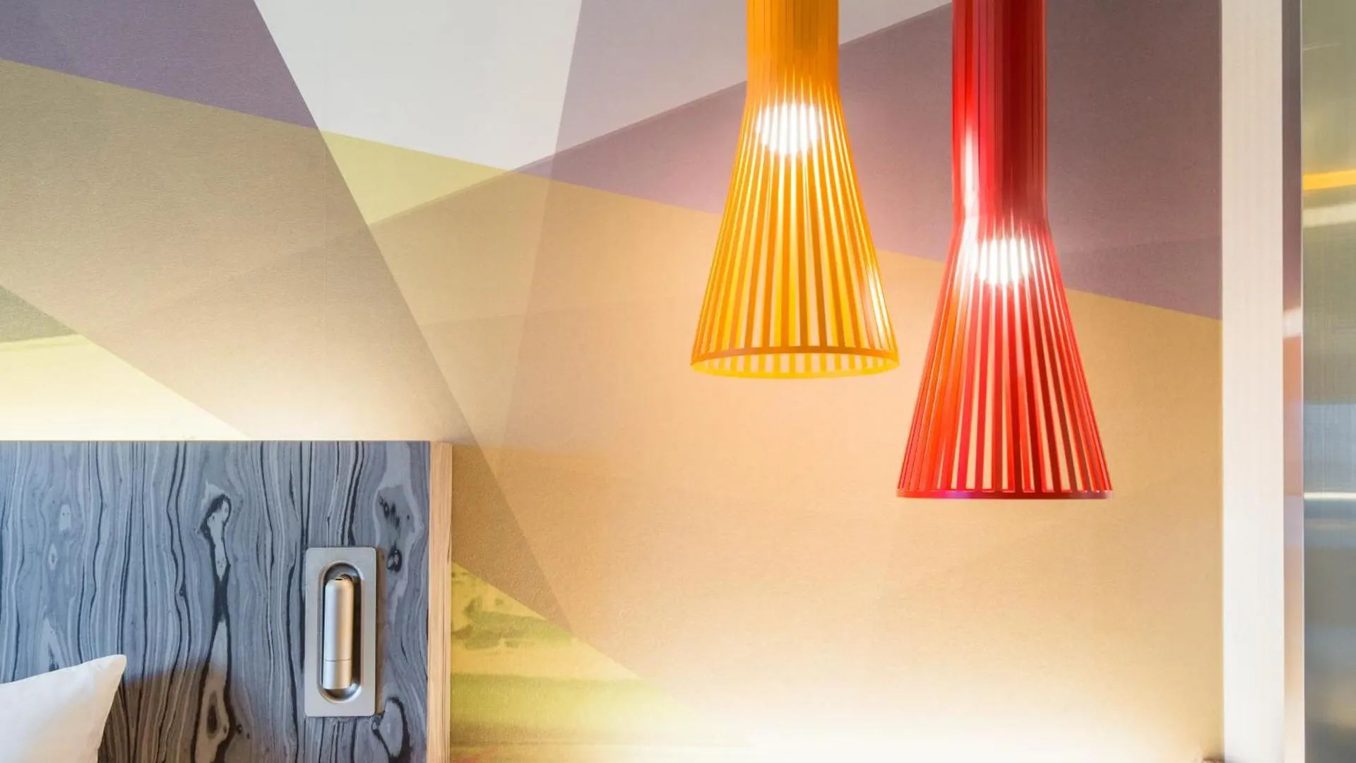 מלון Ibis Styles Ambassador Seoul Gangnam 3*,  קוריאה הדרומית